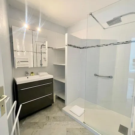 Apartment Pgh N52 - Vue & Port, Parking Prive